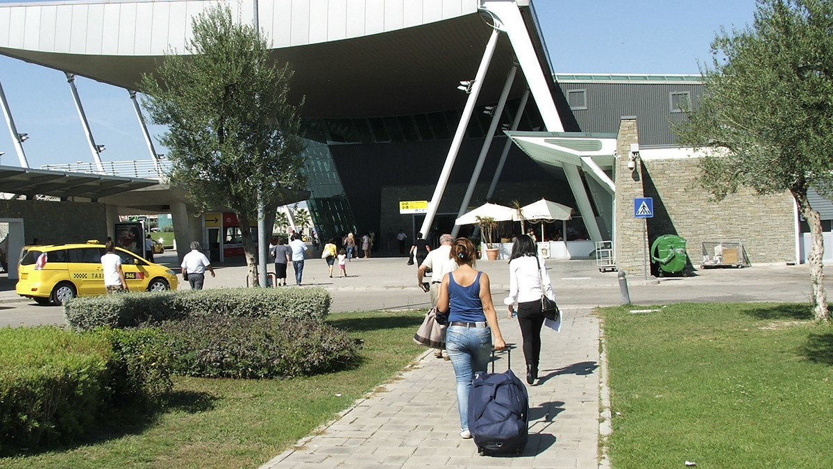 Flygplatsen i Tirana. Foto: gypsy in moda