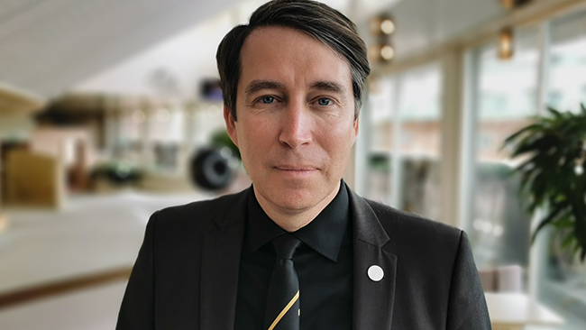 Jomshof (SD): Inför slöjförbud i polisen