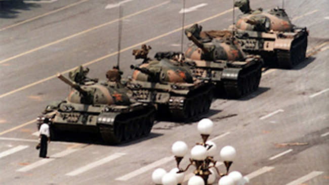 Jag väljer Joakim ”tank man” Lamotte framför svenska ”journalister”