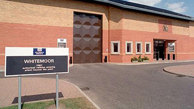 Terrorister inför shariadomstolar och piskstraff i brittiska fängelser