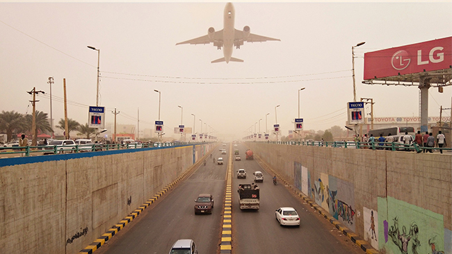 Väpnad trupp ska hämta svenska medborgare i Sudan