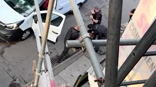 Tre döda efter bilattack – 31-åring gripen