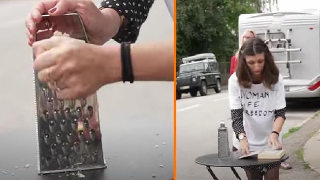 Här river hon sönder en koran med ett rivjärn utanför Irans ambassad i Danmark