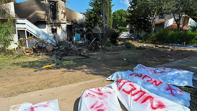 Mediejättar i blåsväder – fotografer följde Hamas