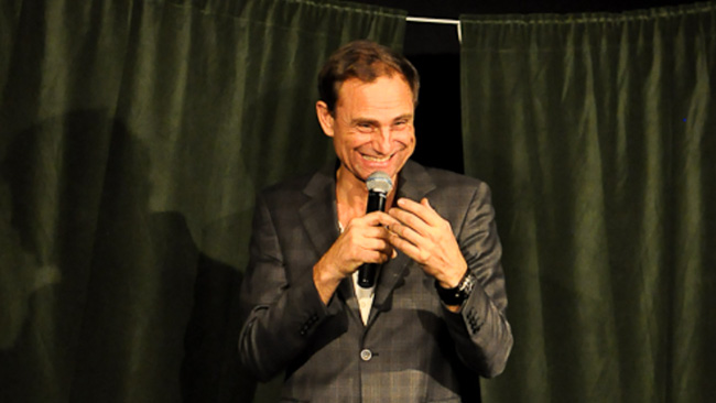 Wahlbeck fortsätter dra kritiserade skämt: ”Rasism är ett av de mest missbrukade orden”