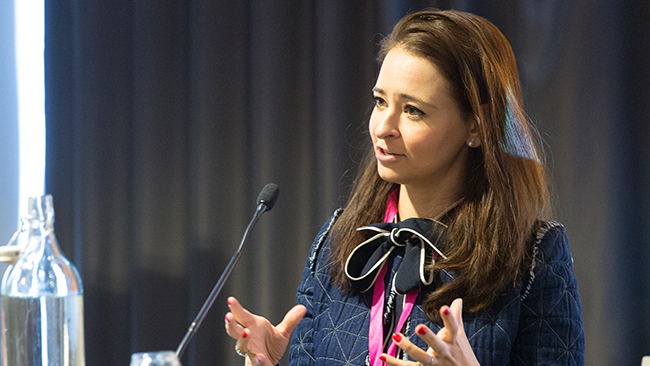 Vänstern sågar Teodorescus KD-kandidatur