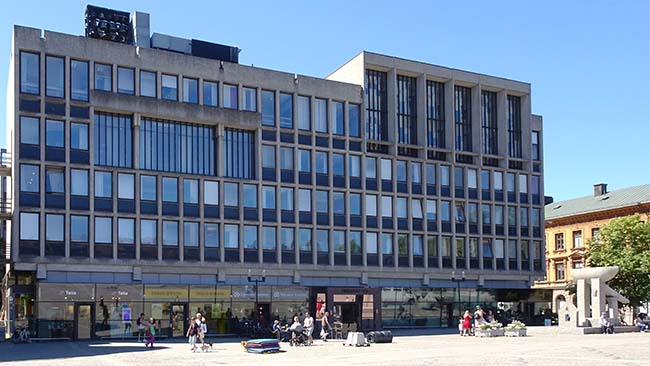 Tingsrätt ägs av bolag som kopplas till kriminellt nätverk