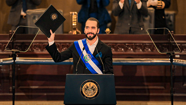 Krossade gängen – vinner storseger i presidentval